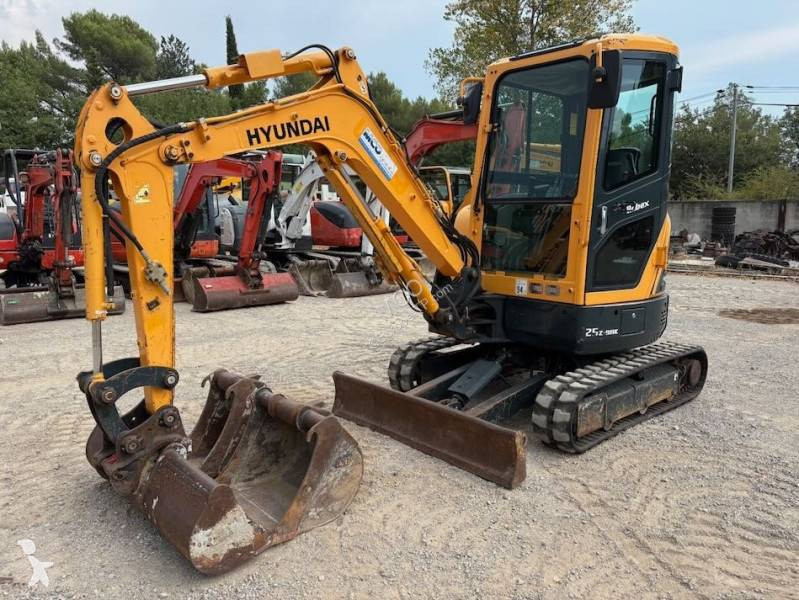 Excavator Hyundai R25Z-9AK