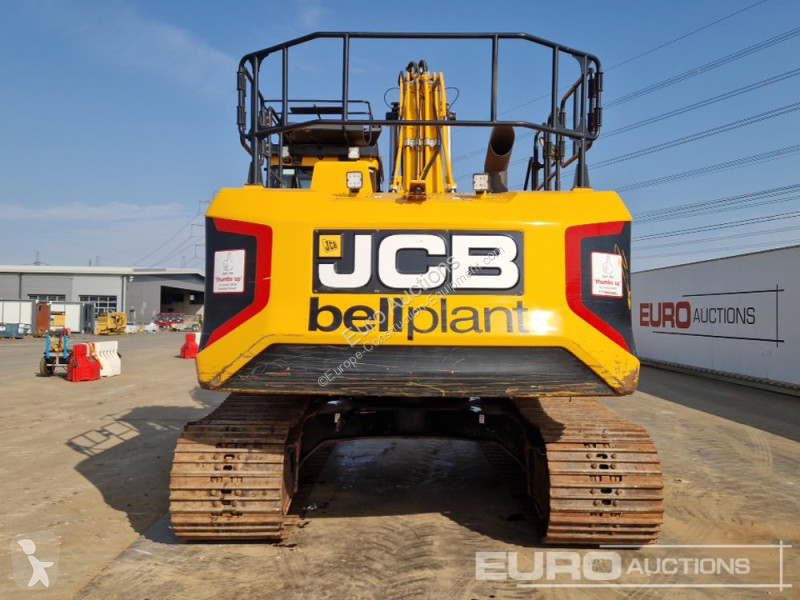 جرافة JCB 220X LC