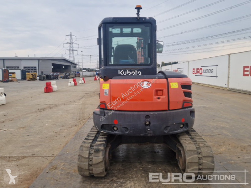 Escavadora Kubota U48-4