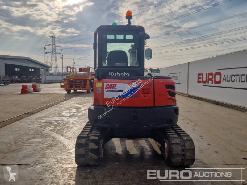 Escavadora Kubota U48-4