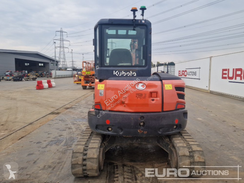 Escavadora Kubota U48-4