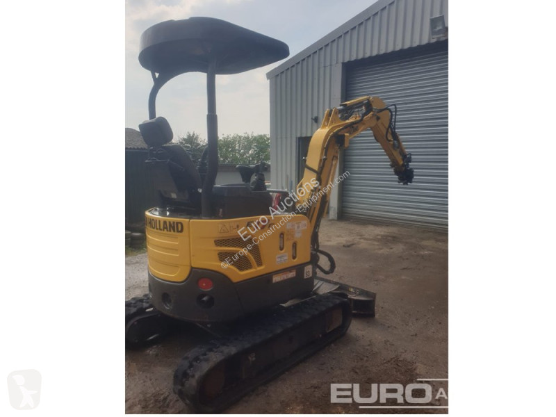 جرافة New Holland E17C