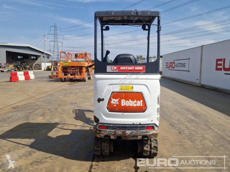 جرافة Bobcat E17