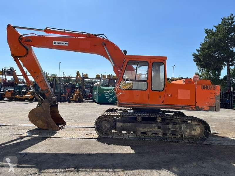 Escavatore Hitachi  UH073