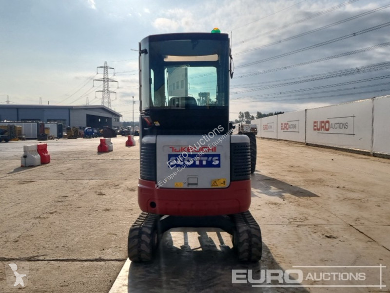 Escavatore Takeuchi
