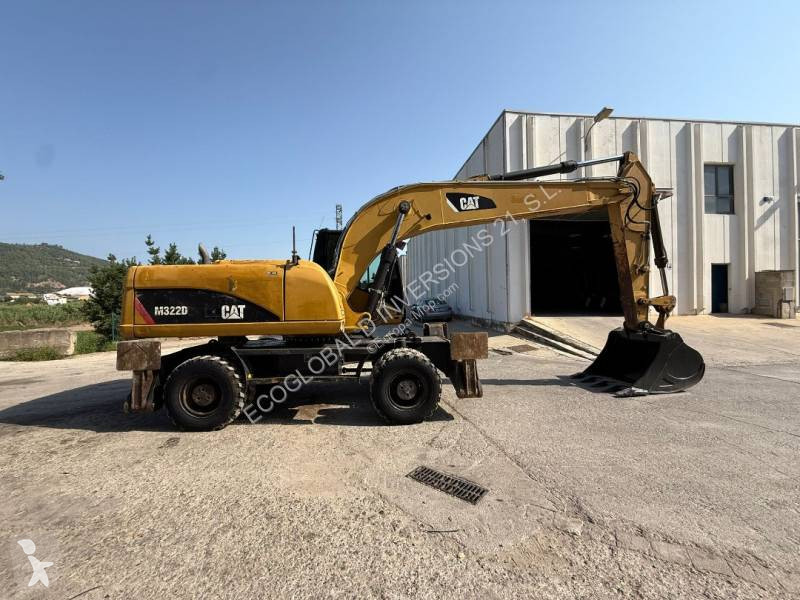 Escavatore Caterpillar D