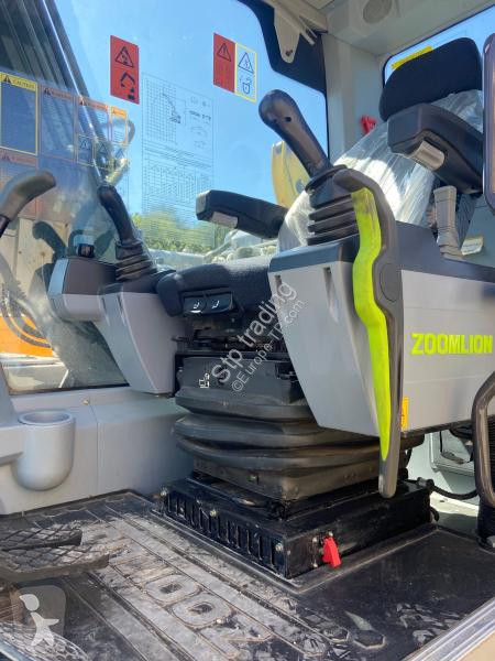 Escavadora Zoomlion  ZE 135