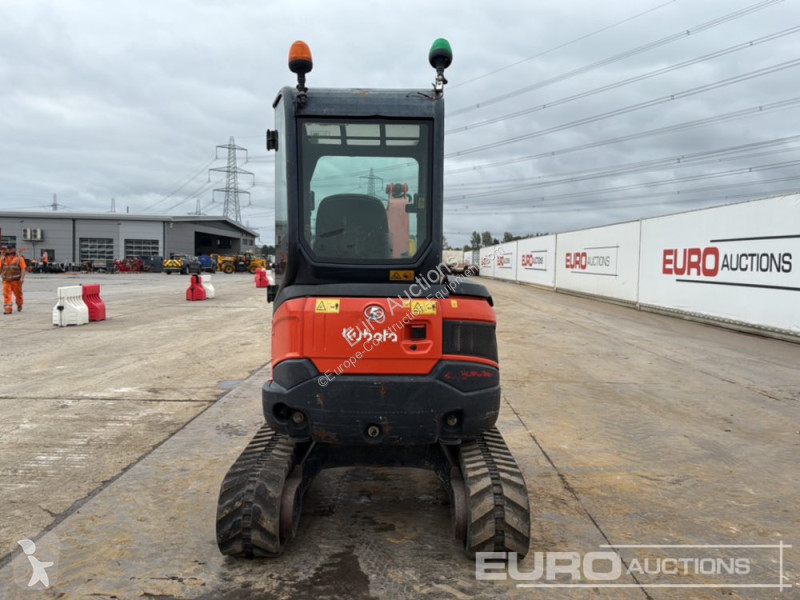 جرافة Kubota U27-4