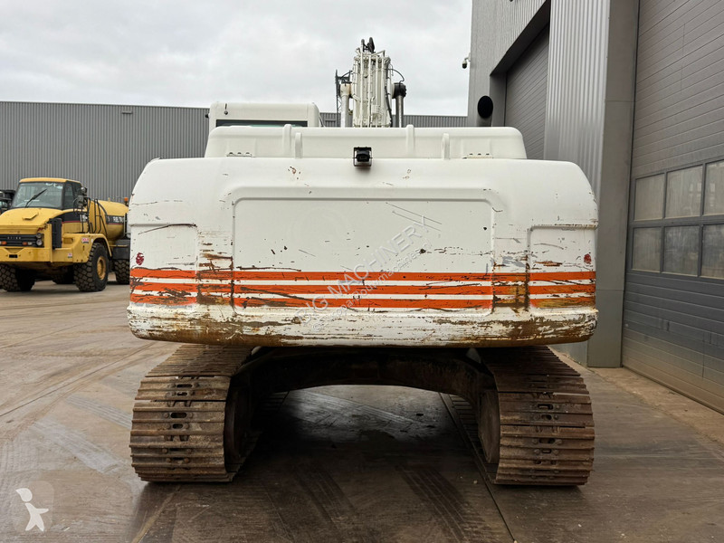 Escavatore Caterpillar