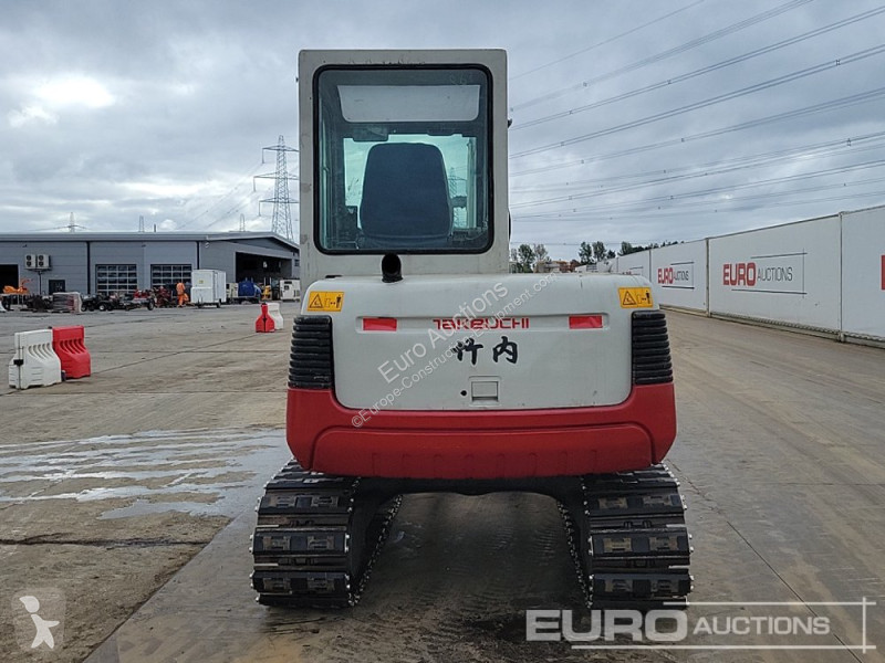 Escavadora Takeuchi TB150