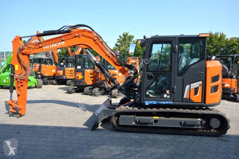 Escavadora Hitachi ZX 95 USB-7