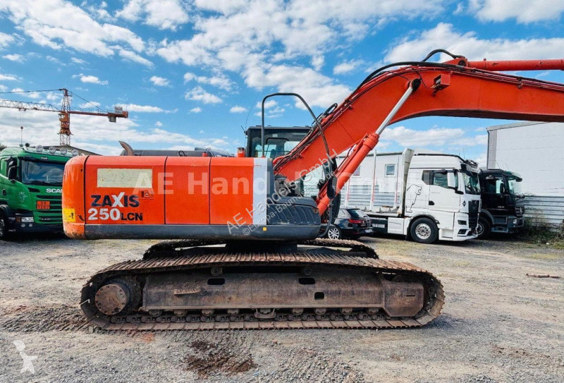 Skovl Hitachi