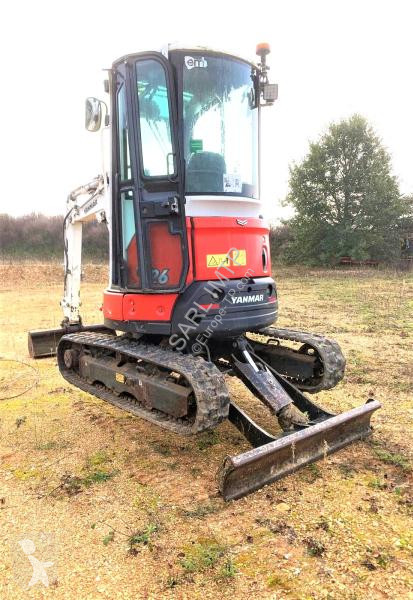 Escavatore Yanmar 3 GODETS VIO26-6