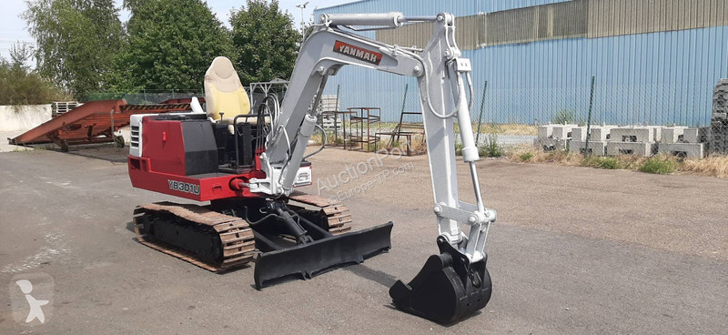 Escavatore Yanmar YB301U