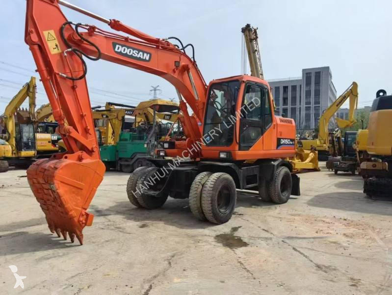جرافة Doosan DH150W-7