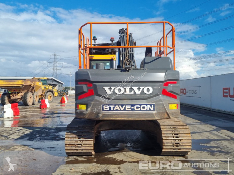 Excavator Volvo EC200EL