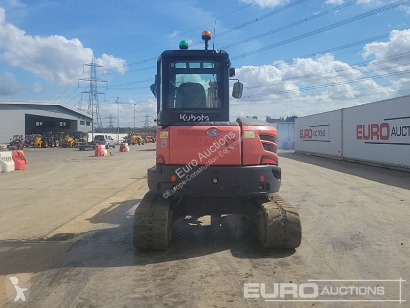 Lopatový nakládač Kubota U48-4