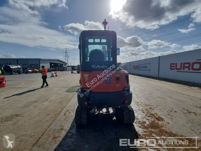 Lopatový nakládač Kubota KX037-4