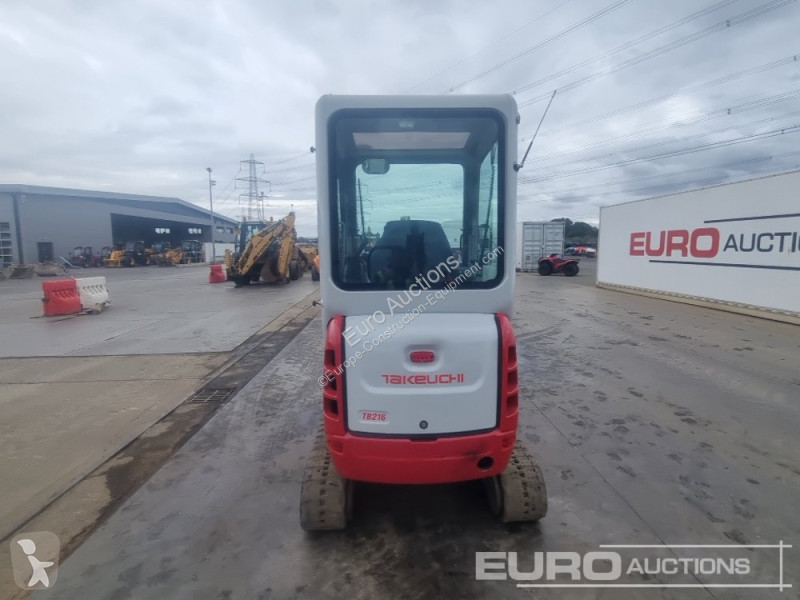 Graafmachine Takeuchi TB216