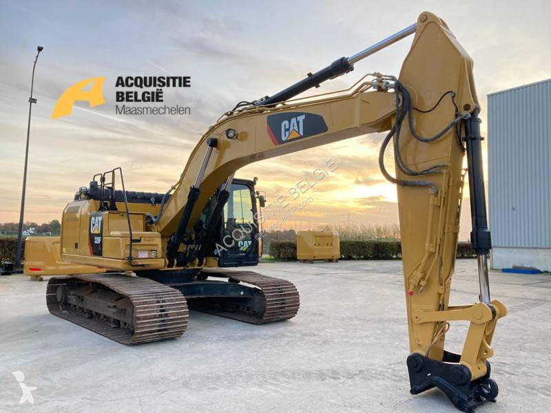 Lopatový nakládač Caterpillar 326FL