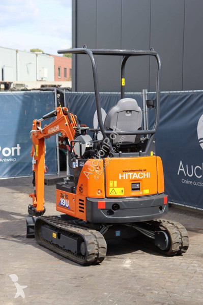 Escavadora Hitachi ZX19U-6 YR