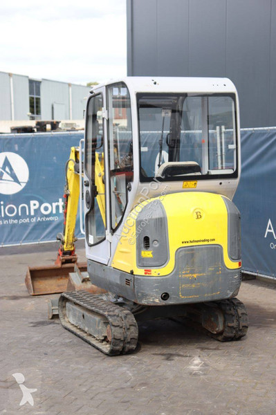 Escavadora Neuson 1404
