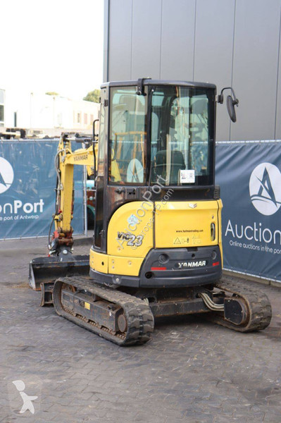 Escavatore Yanmar VIO23-6