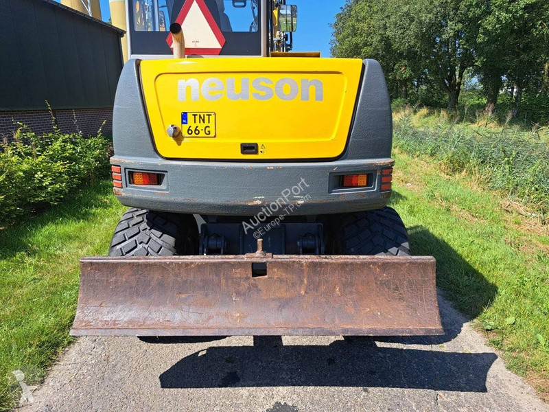 Escavatore Neuson 6502