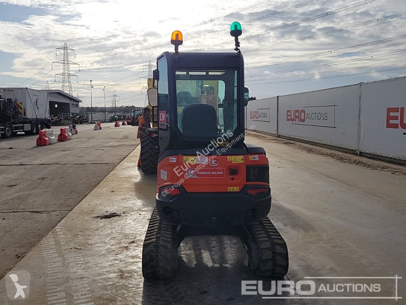 Escavatore Kubota U27-4