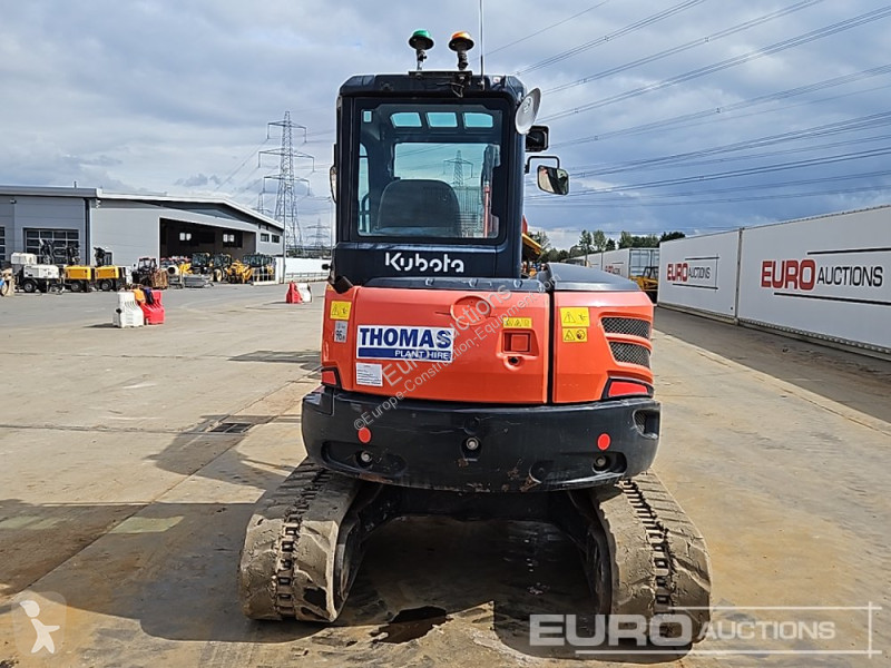 Lopatový nakládač Kubota U48-4