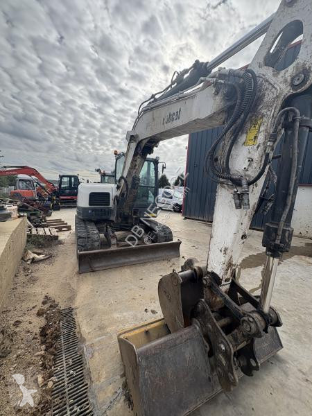جرافة Bobcat