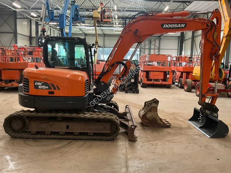 Escavadora Doosan DX 85 R-3