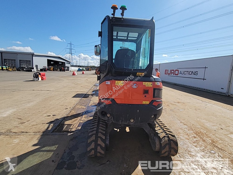 جرافة Kubota U27-4