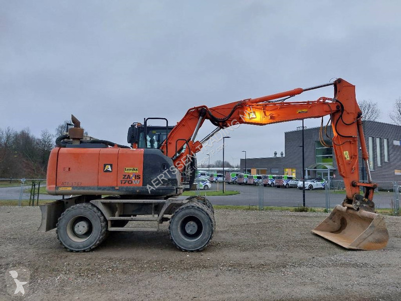 Skovl Hitachi W-5 B