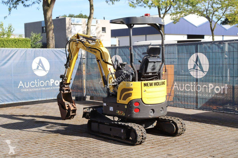 Skovl New Holland E17C