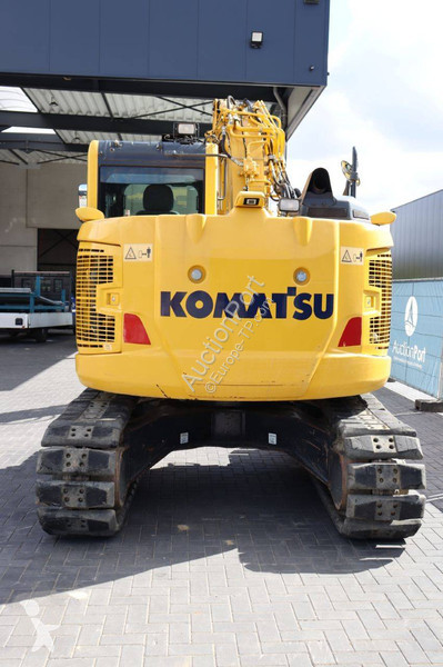 جرافة Komatsu PC138US-11