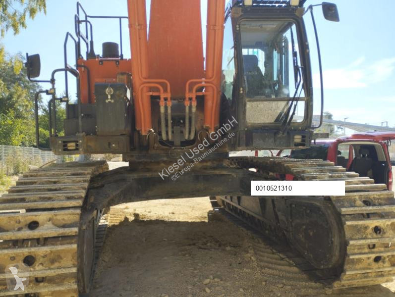 Excavator Hitachi ZX690LCH-7