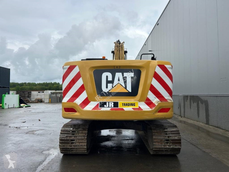 Excavator Caterpillar 320