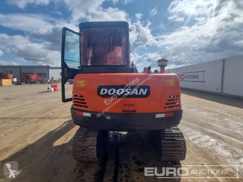 Lopatový nakládač Doosan DH55-V