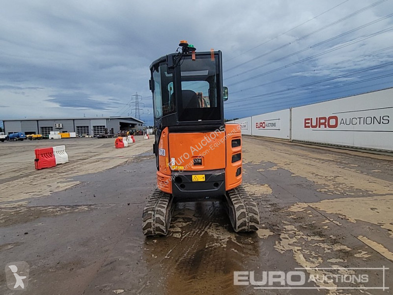 Lopatový nakládač Hitachi ZX26U-6 CR