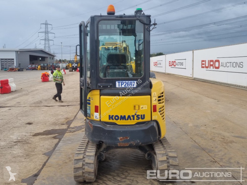 جرافة Komatsu PC26MR-3
