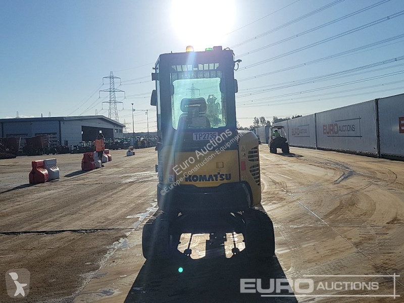 Lopatový nakládač Komatsu PC26MR-3