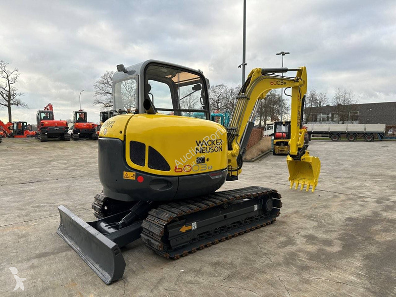 Skovel Neuson 6003