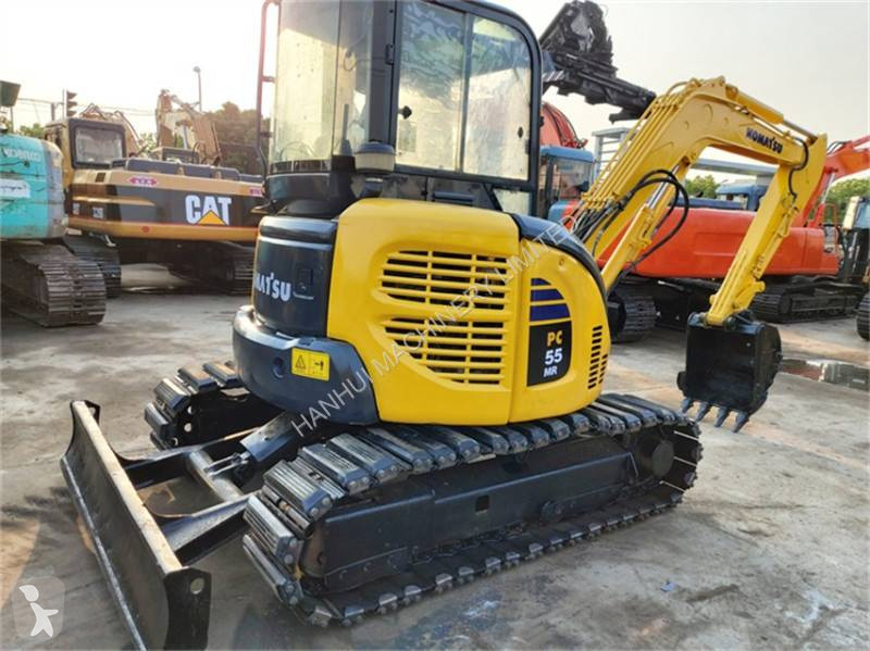 جرافة Komatsu