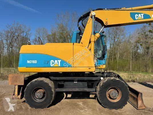 جرافة Caterpillar D