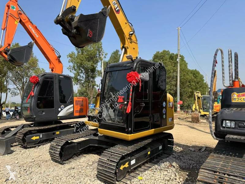 Escavatore Caterpillar