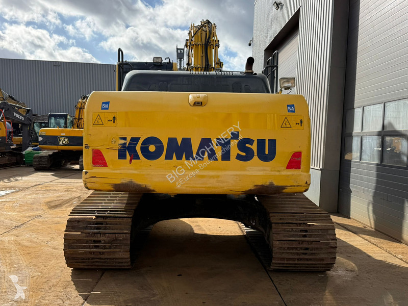 جرافة Komatsu