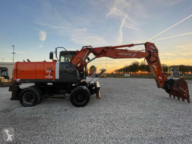 جرافة Hitachi ZAXIS 170W