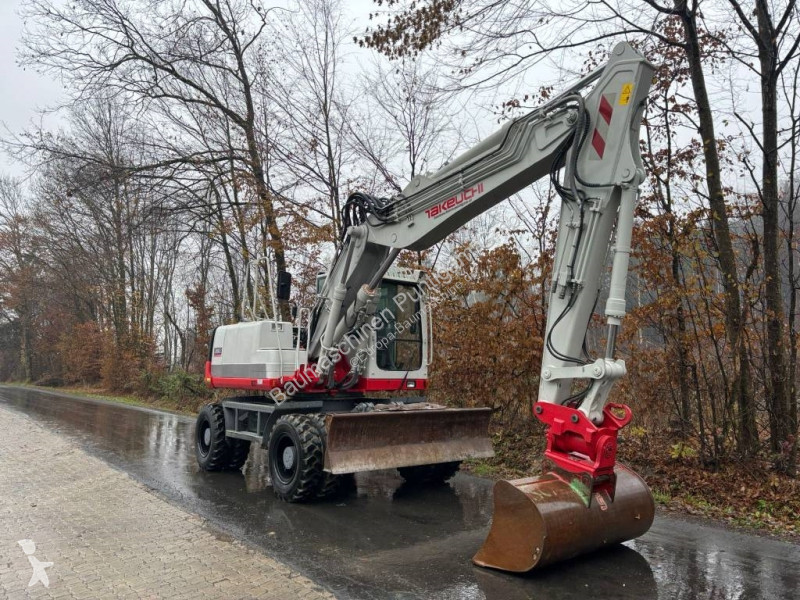 Rýpadlo Takeuchi
