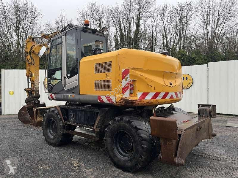 Rýpadlo Hitachi